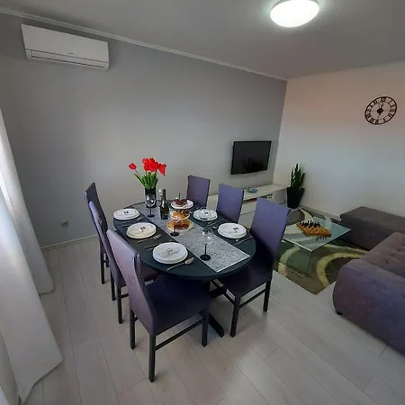 Family Friendly House With A Swimming Pool Dramalj, - 22827 *