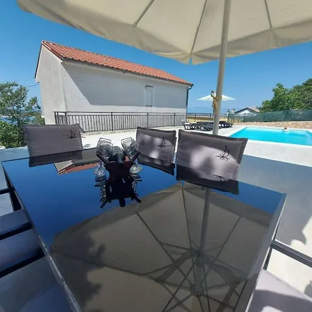 Family Friendly House With A Swimming Pool Dramalj - - 22827 Ferienhaus