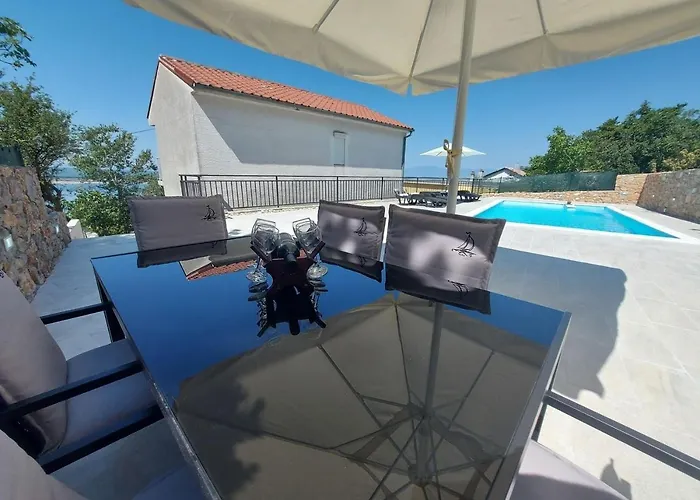Family Friendly House With A Swimming Pool Dramalj - - 22827 Feriehus
